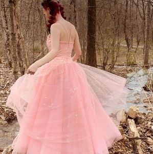 Meet your Posher, Chloe